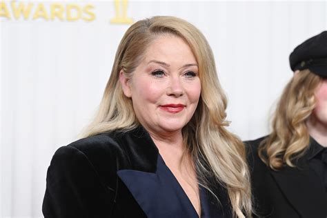 alisa applegate|Christina Applegate Alter, Vermögen, Ehemann,。